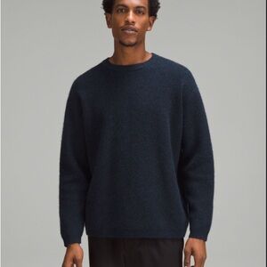 lululemon athletica Men's Alpaca Wool-Blend Crewneck Blue Sweater